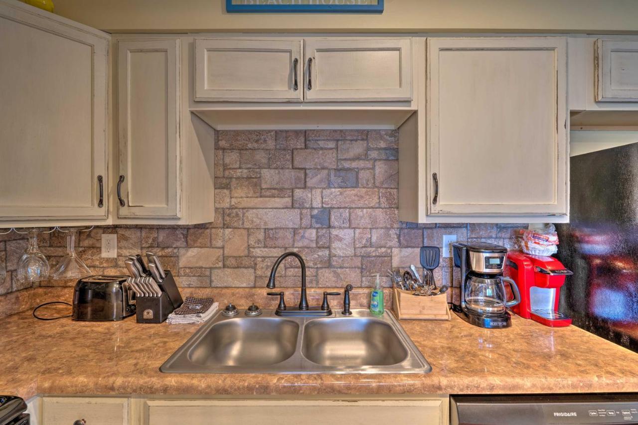 Convenient Pcb Condo With Pool Access Walk To Beach Panama City Beach Εξωτερικό φωτογραφία